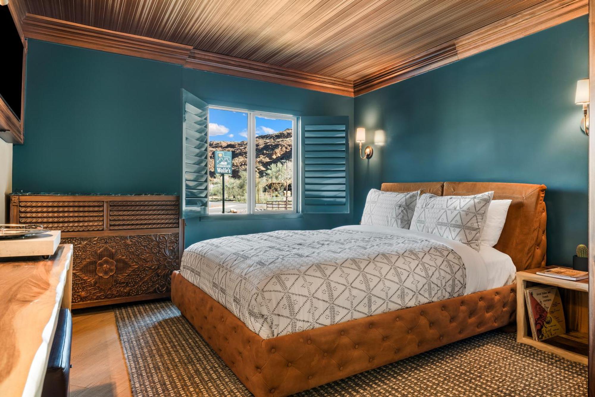 Wolfe'S Moab, Adult Only Hotel Экстерьер фото