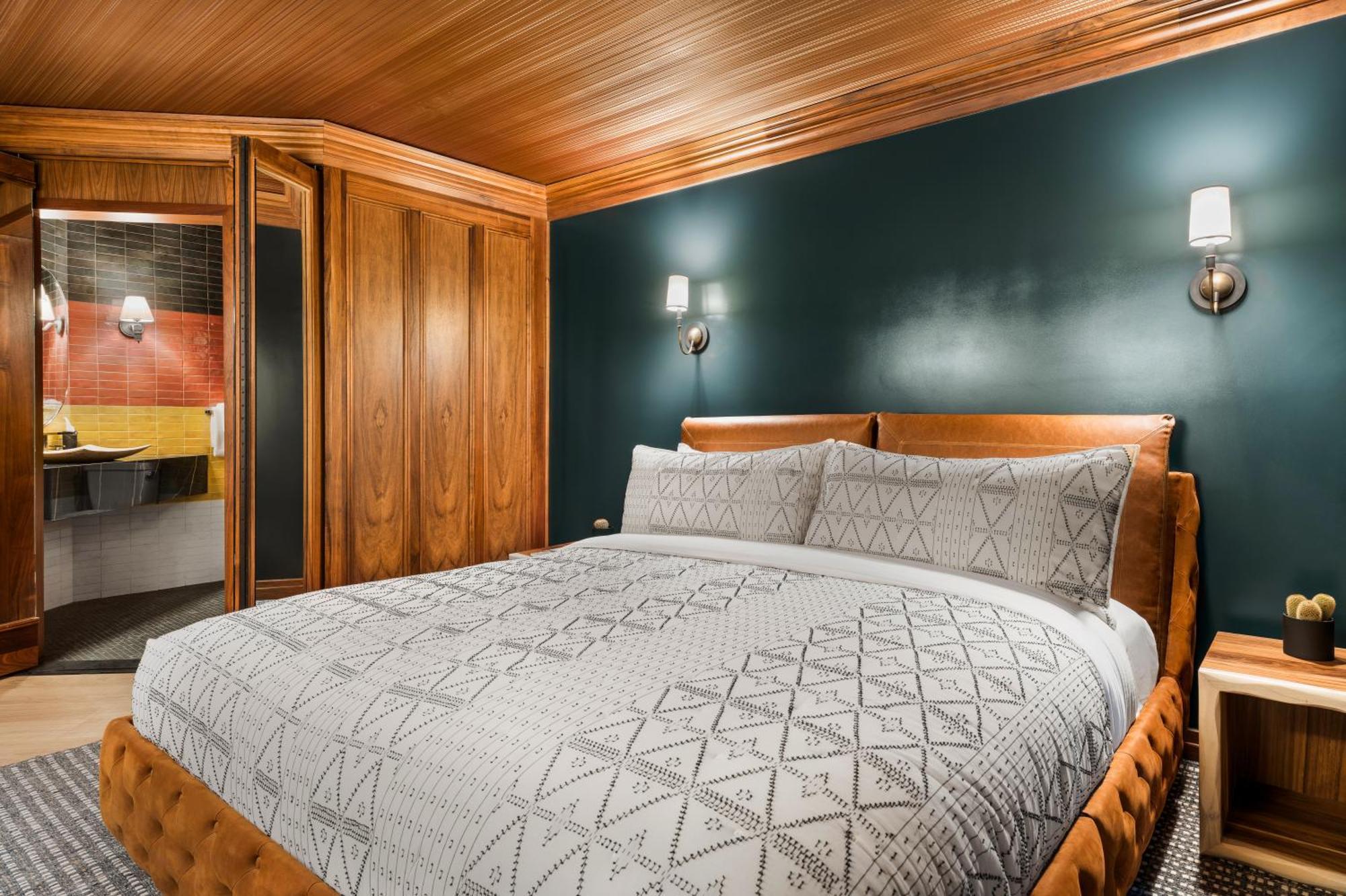 Wolfe'S Moab, Adult Only Hotel Экстерьер фото