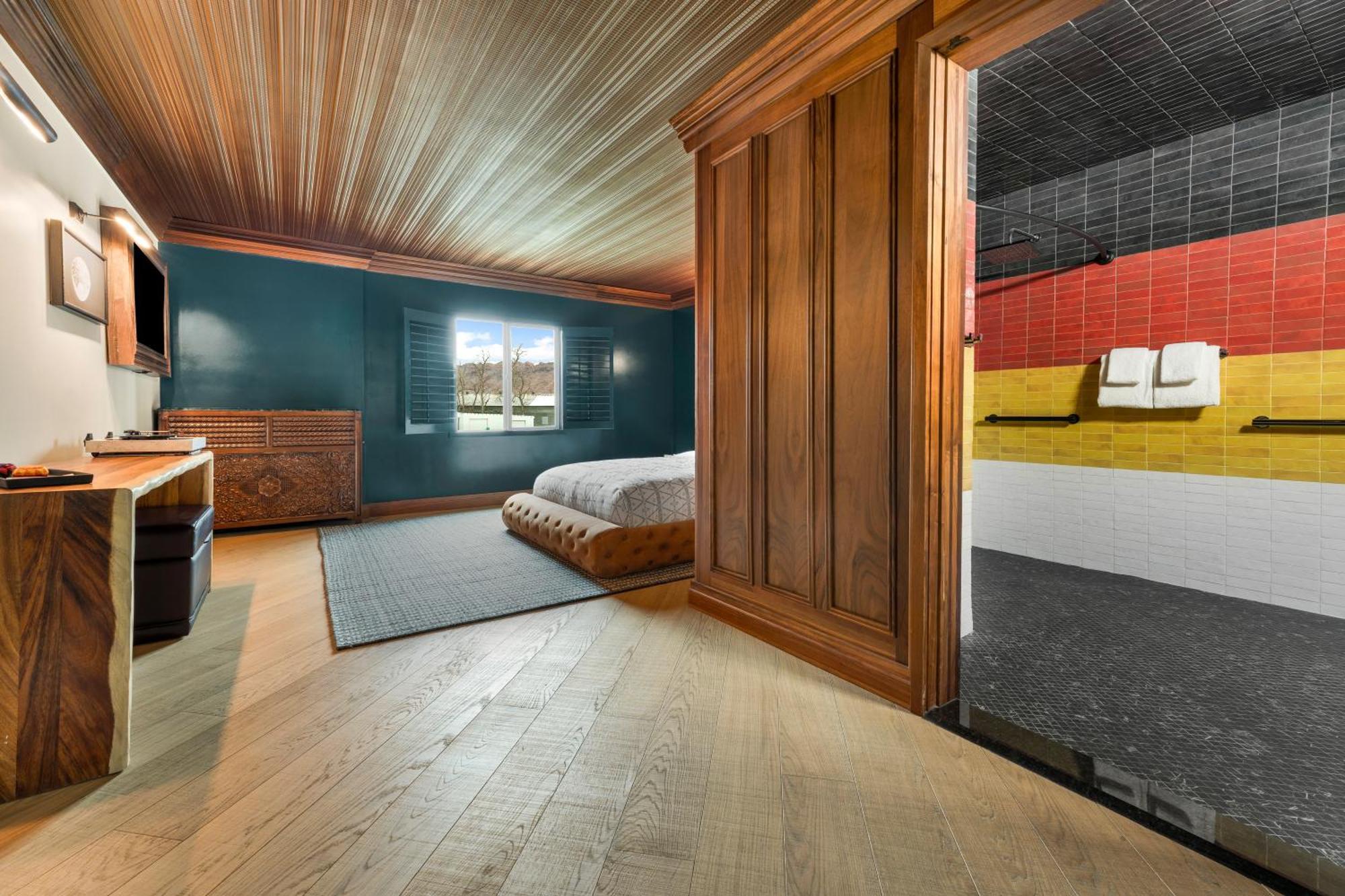 Wolfe'S Moab, Adult Only Hotel Экстерьер фото