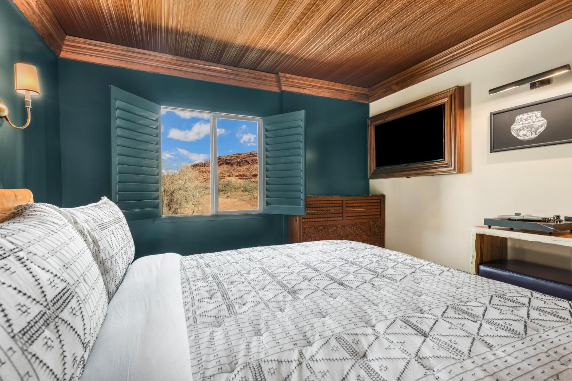 Wolfe'S Moab, Adult Only Hotel Экстерьер фото