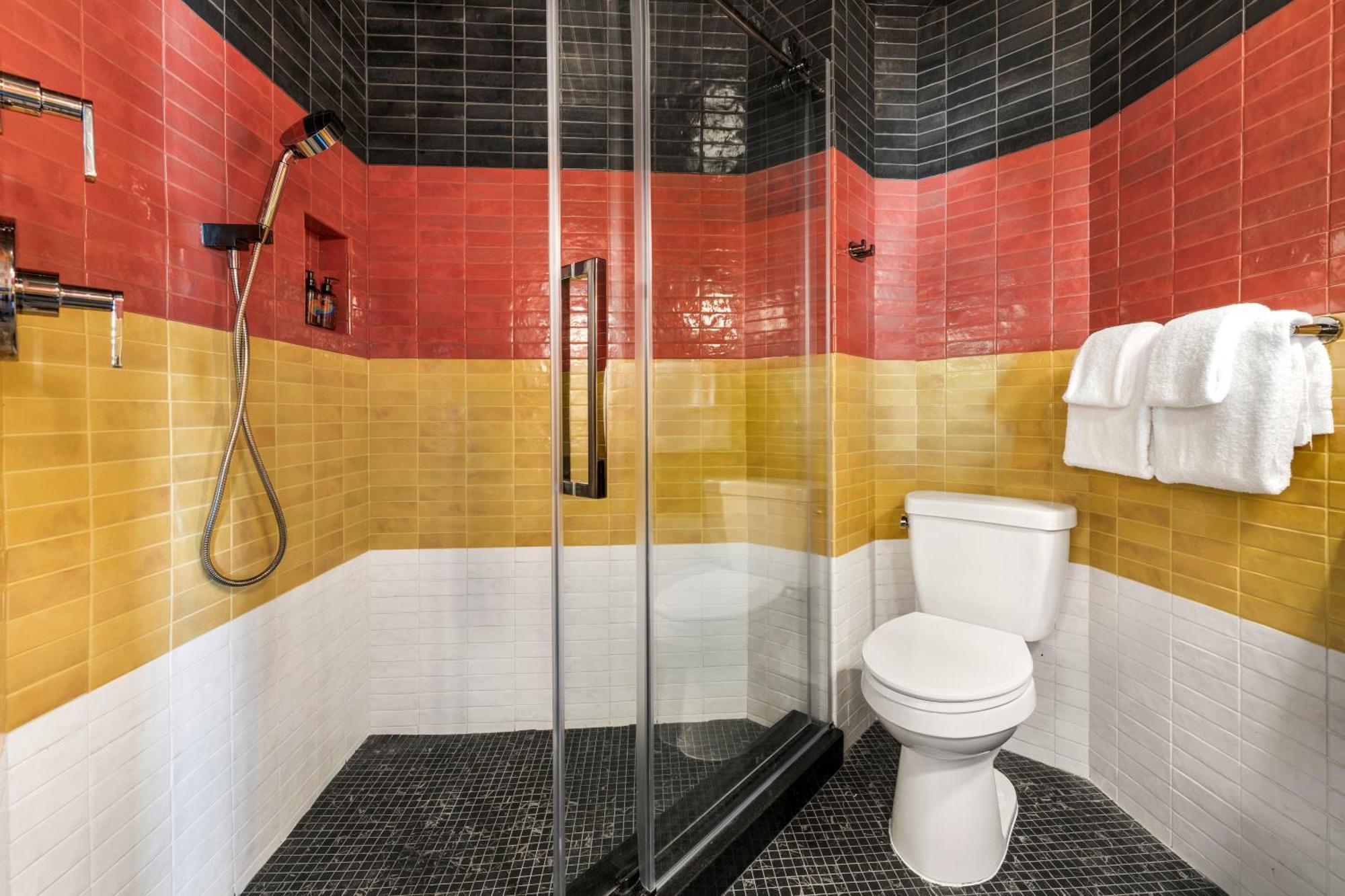 Wolfe'S Moab, Adult Only Hotel Экстерьер фото
