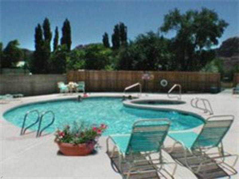 Wolfe'S Moab, Adult Only Hotel Экстерьер фото
