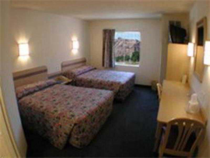 Wolfe'S Moab, Adult Only Hotel Экстерьер фото